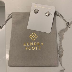 Kendra Scott Tessa Silver stud Earrings-NEW
